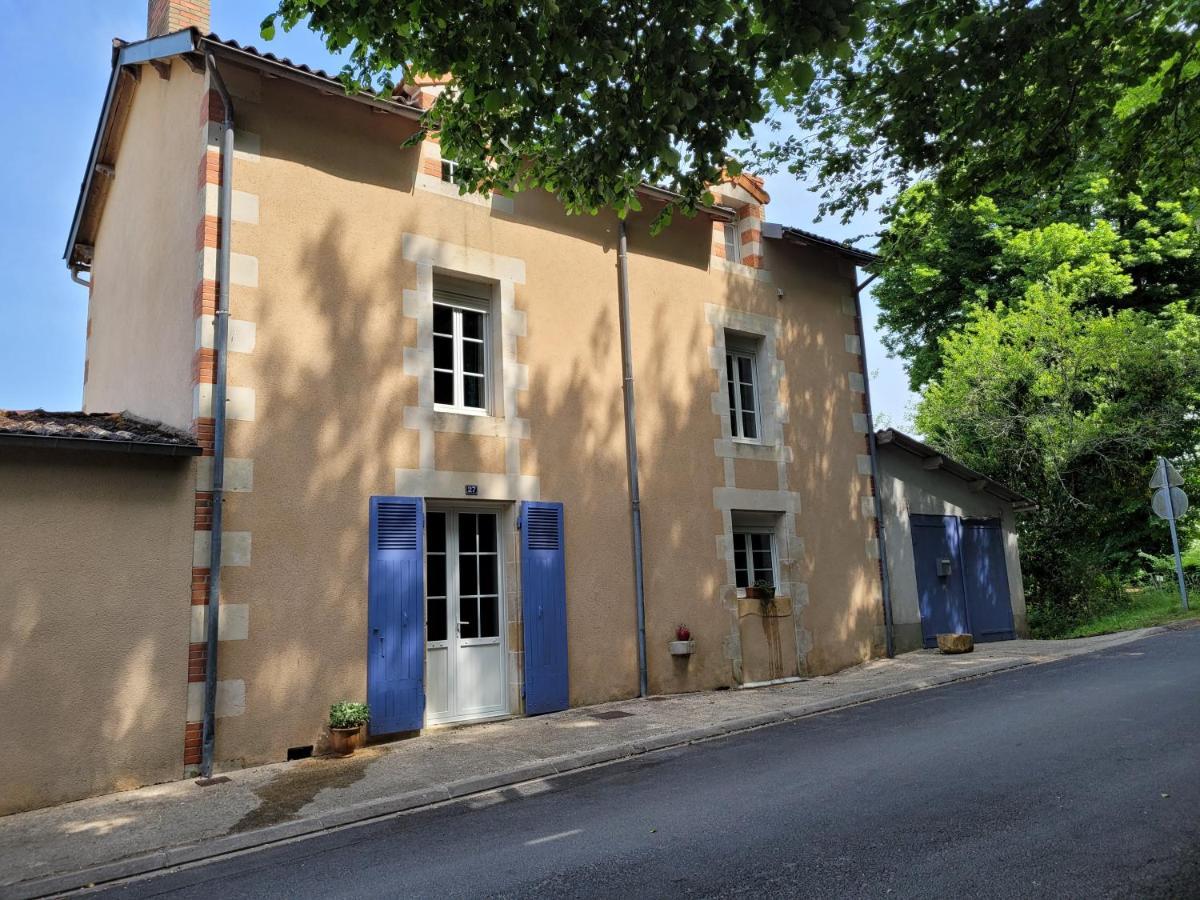 Maison De Vacances Asnieres-sur-Blour Dış mekan fotoğraf